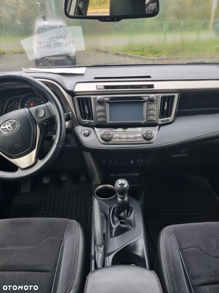 Toyota RAV4 2.0 D-4D 4x4 - 2