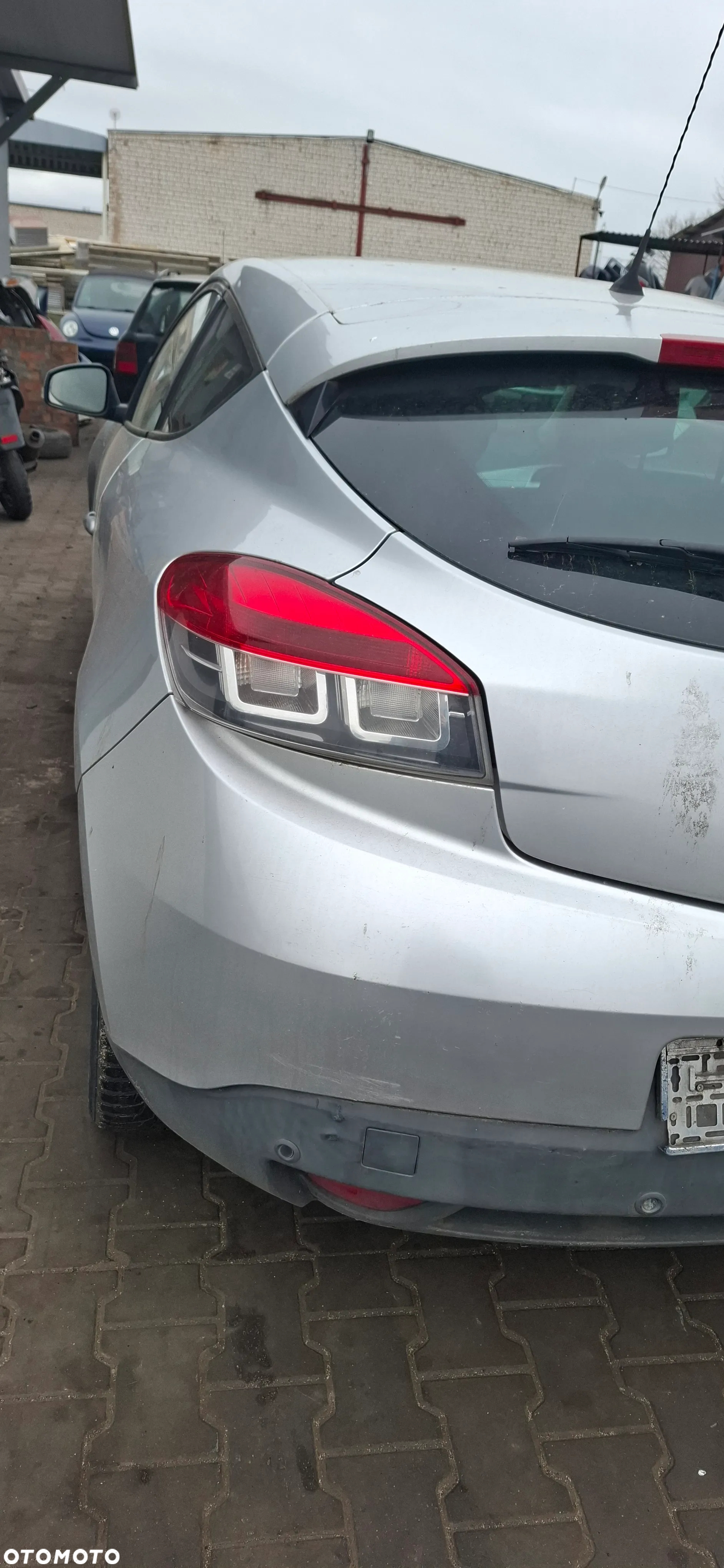 Renault MEGANE III Coupe 1,4 b  kod silnika H4J 700 na części - 16