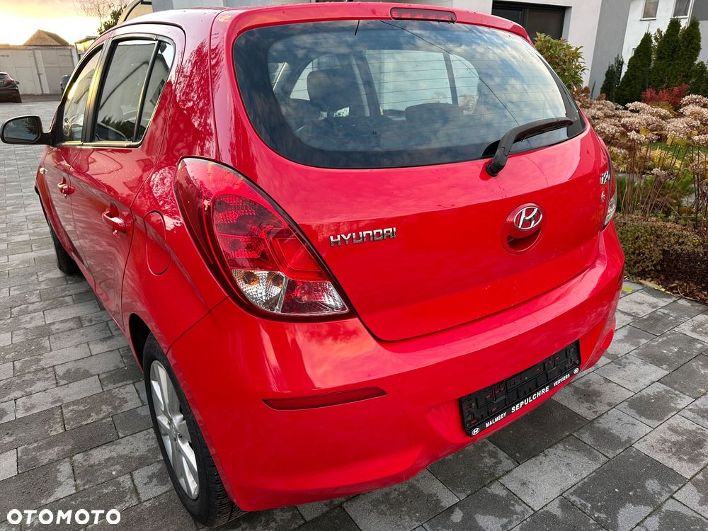 Hyundai i20 - 15