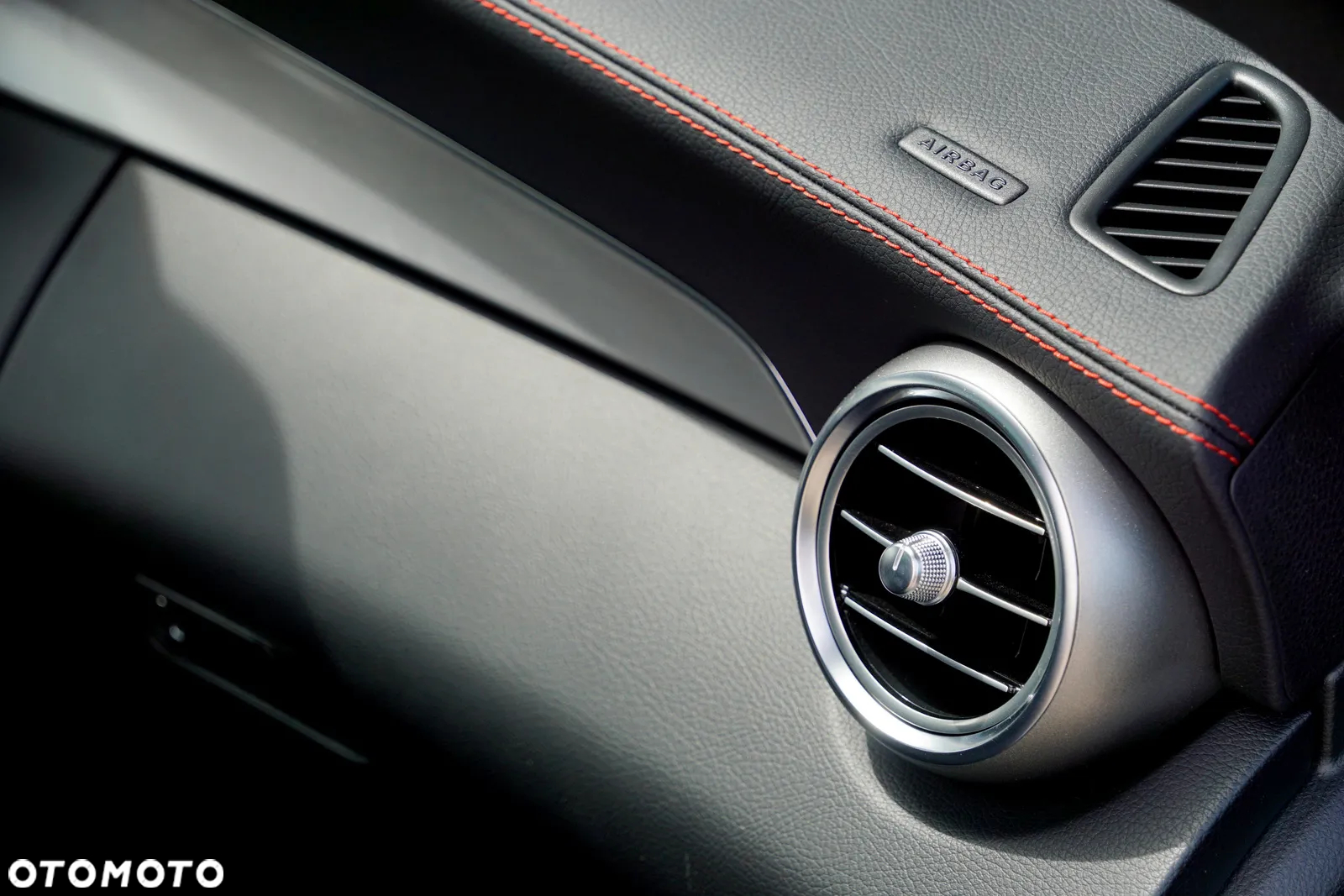 Mercedes-Benz Klasa C AMG 43 Coupe 4Matic AMG Speedshift TCT 9G - 29