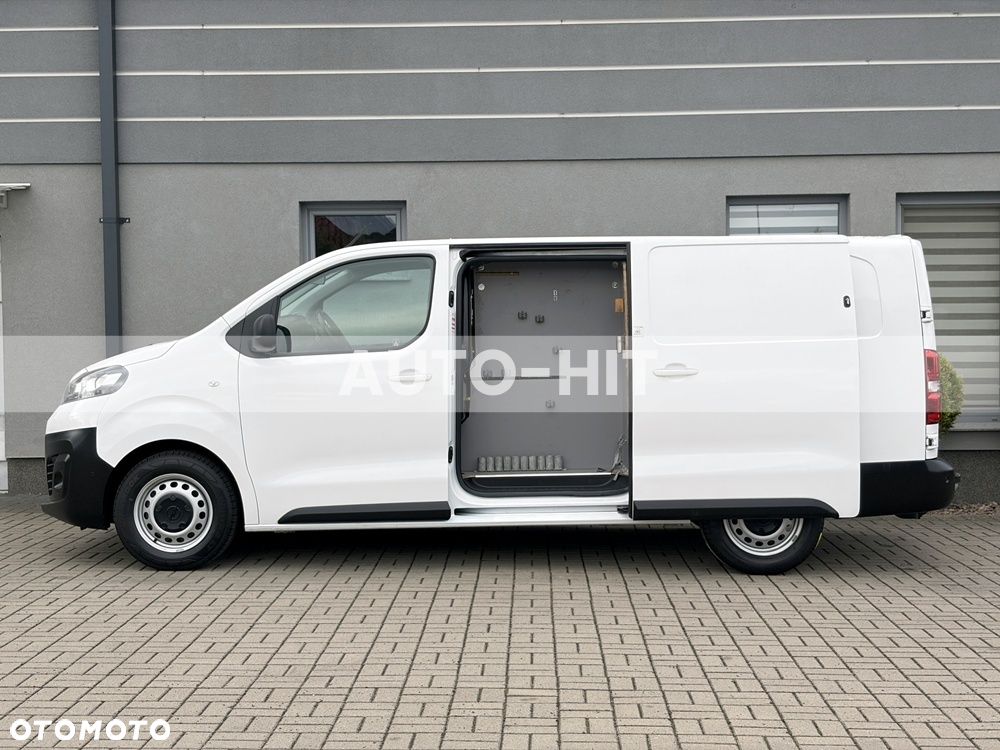 Opel Vivaro - 11