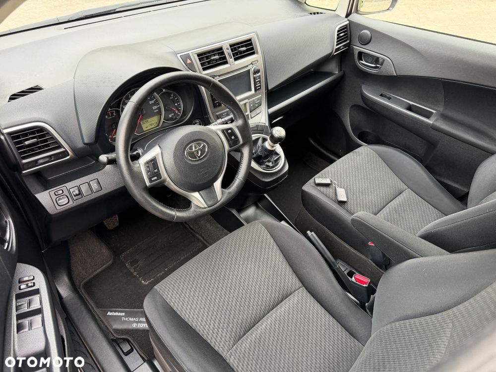 Toyota Verso S 1.33 VVT-i Start-Stop Club - 7