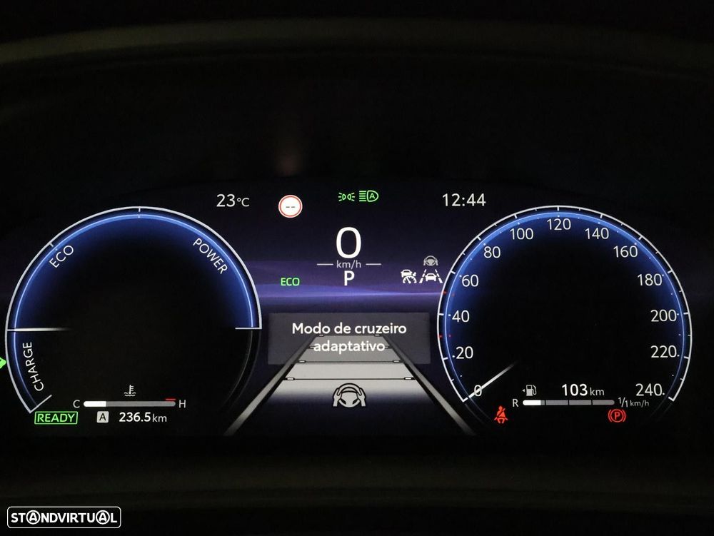Toyota Corolla Cross 1.8 Hybrid Exclusive - 18