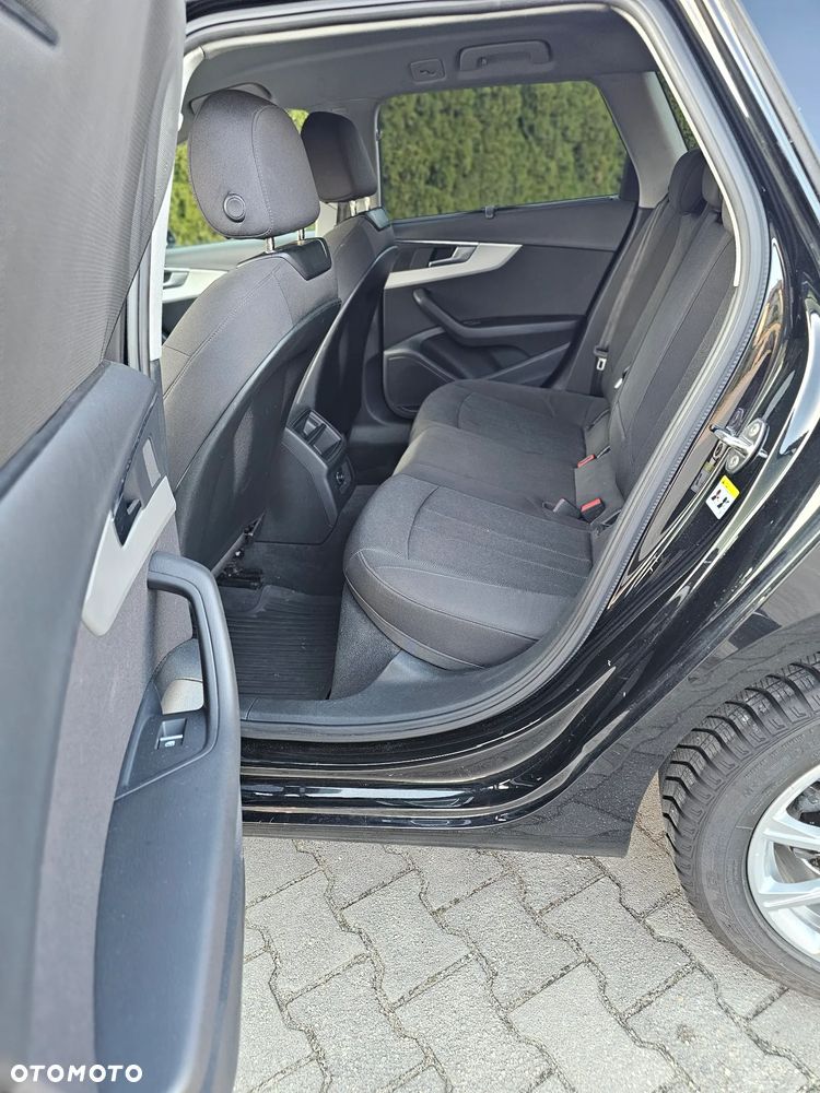 Audi A4 Avant 35 TFSI S tronic advanced - 19