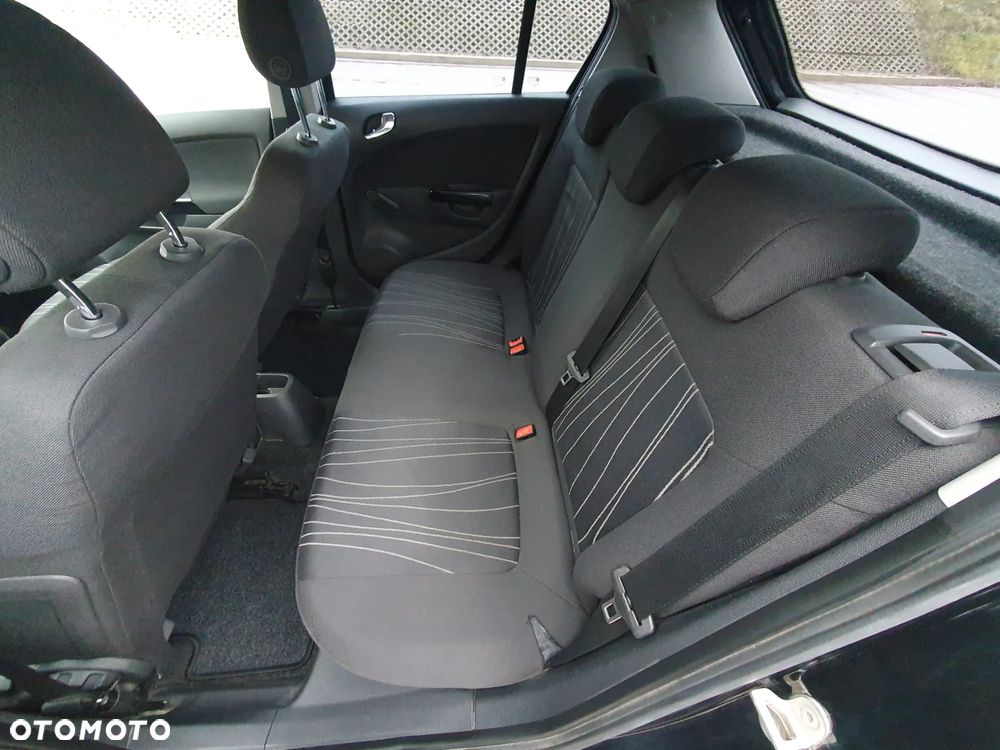 Opel Corsa 1.2 16V Cosmo - 6