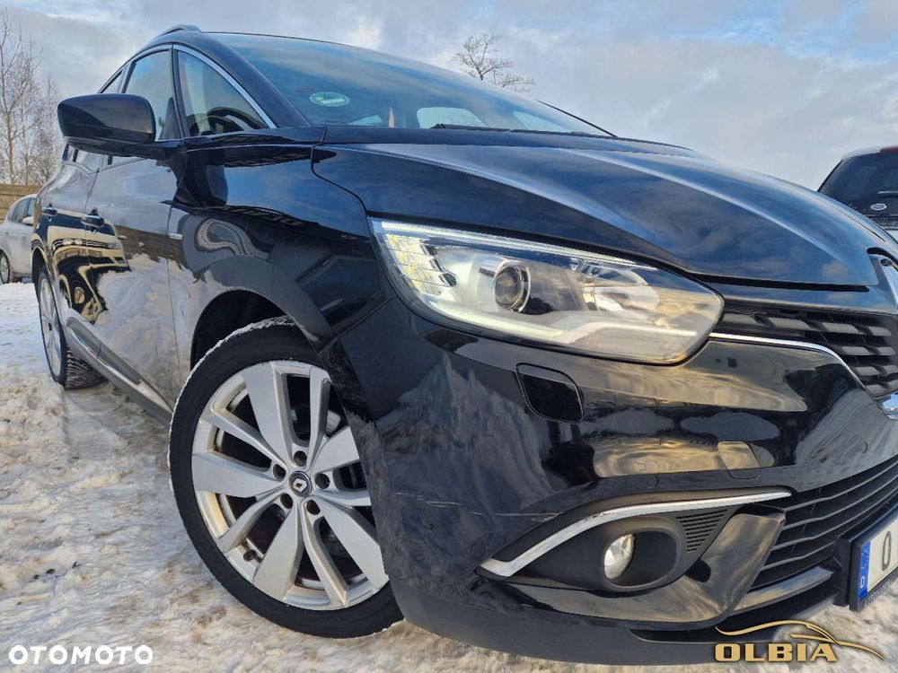 Renault Grand Scenic - 16