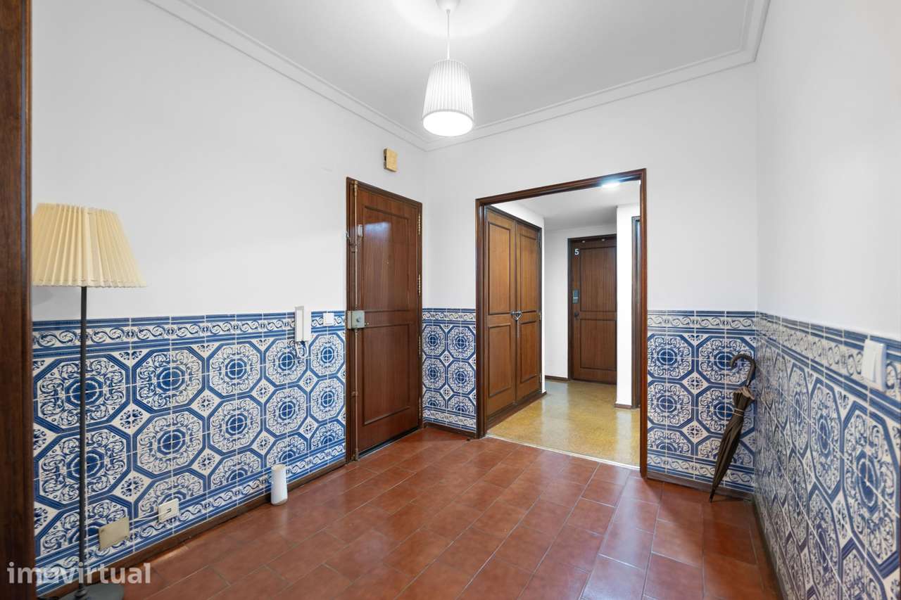 Apartamento T7 para investimento, localizado em Alvalade, centro... - Grande imagem: 5/15