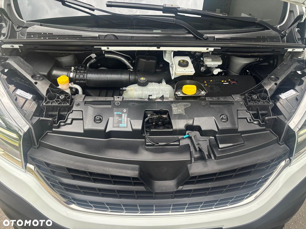 Renault TRAFIC VIVARO VITO T6  LIFT KLIMA  LED - 24