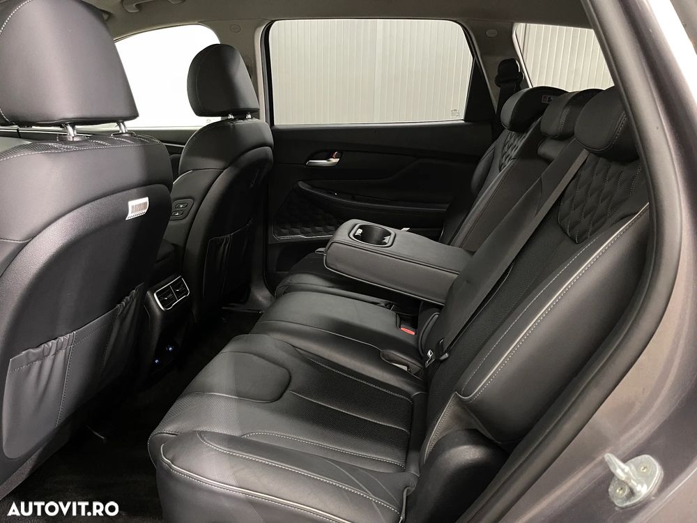 Hyundai Santa Fe 1.6 Plugin-Hybrid 4WD SEVEN Prime - 13