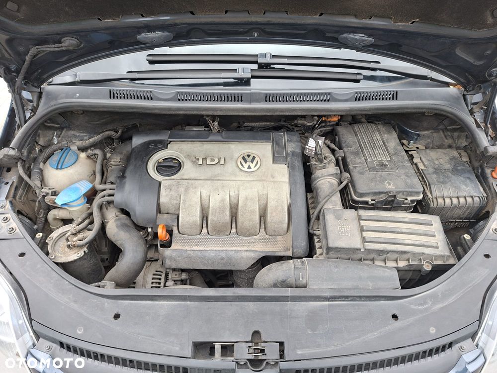 Volkswagen Golf Plus - 14