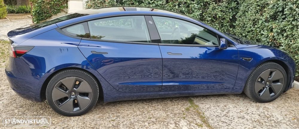 Tesla Model 3 Standard Range Plus RWD - 3