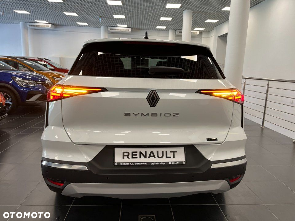 Renault Symbioz - 5