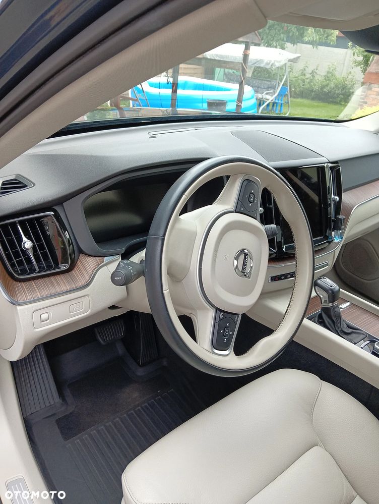 Volvo XC 60 T5 Geartronic Momentum - 3