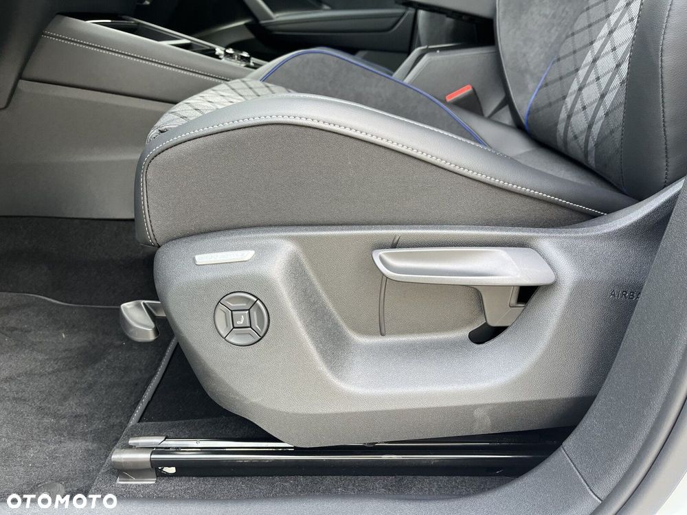 Volkswagen Tayron 2.0 TSI 4Mot R-Line Plus DSG - 32