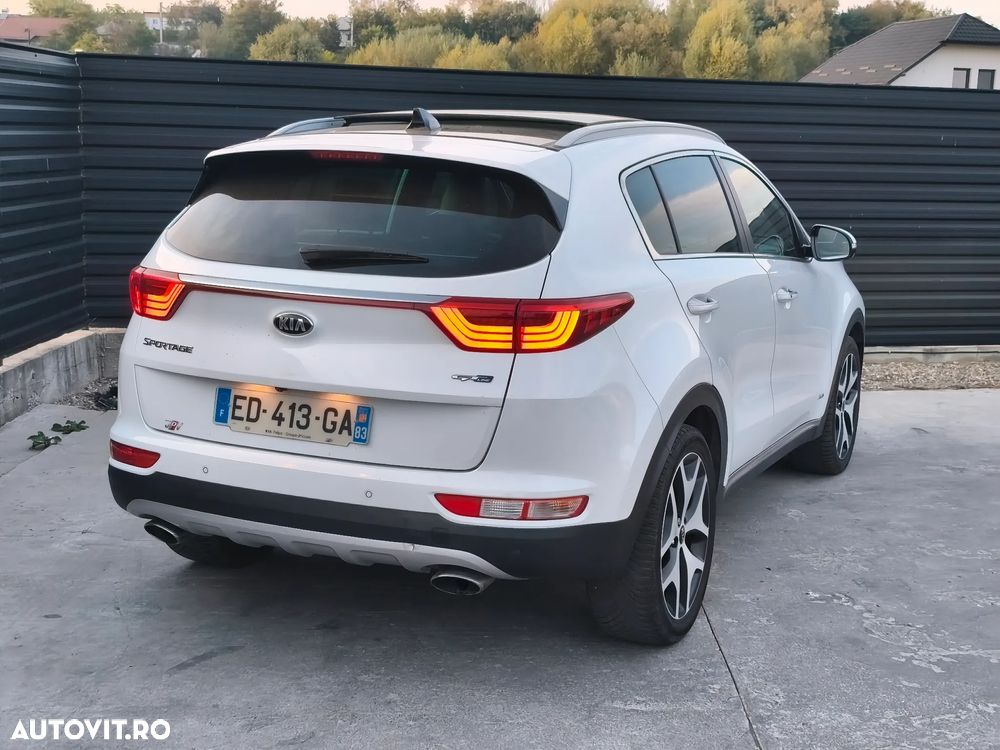 Kia Sportage 2.0 CRDI 4WD Dream-Team Edition - 3