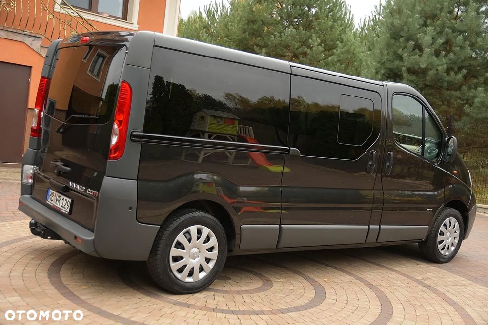 Opel Vivaro - 9