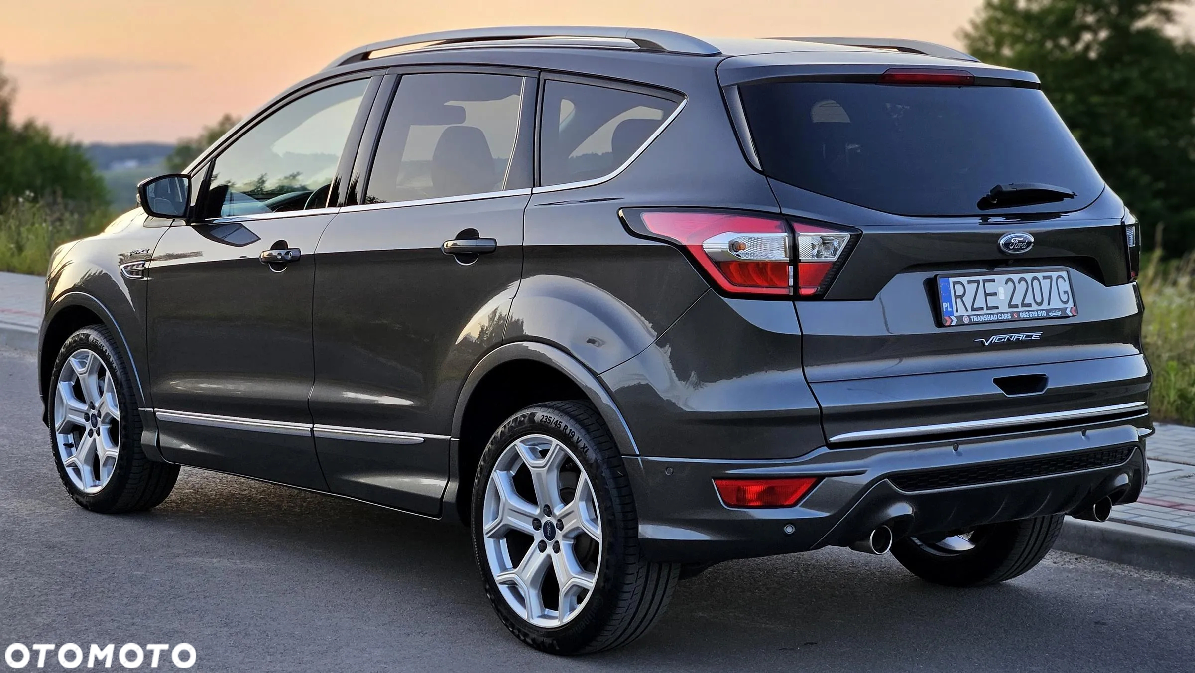 Ford Kuga 2.0 TDCi 4x4 Vignale - 15