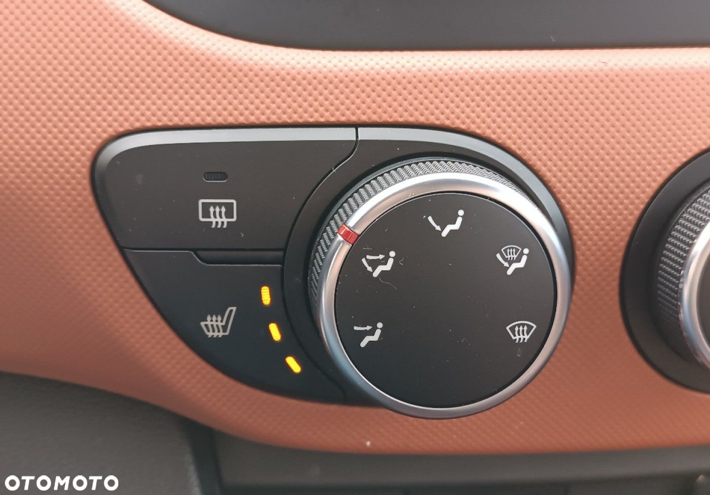 Hyundai i10 - 25