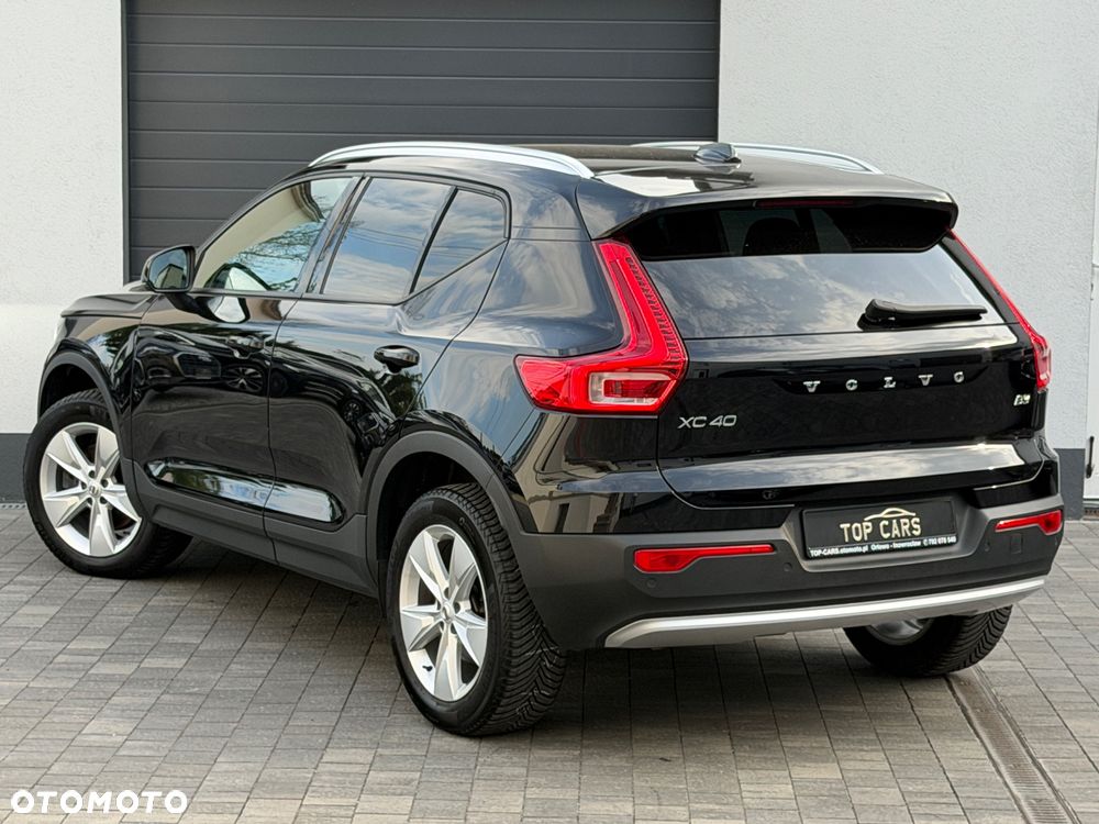 Volvo XC 40 B3 B DKG Plus Black Edition - 26