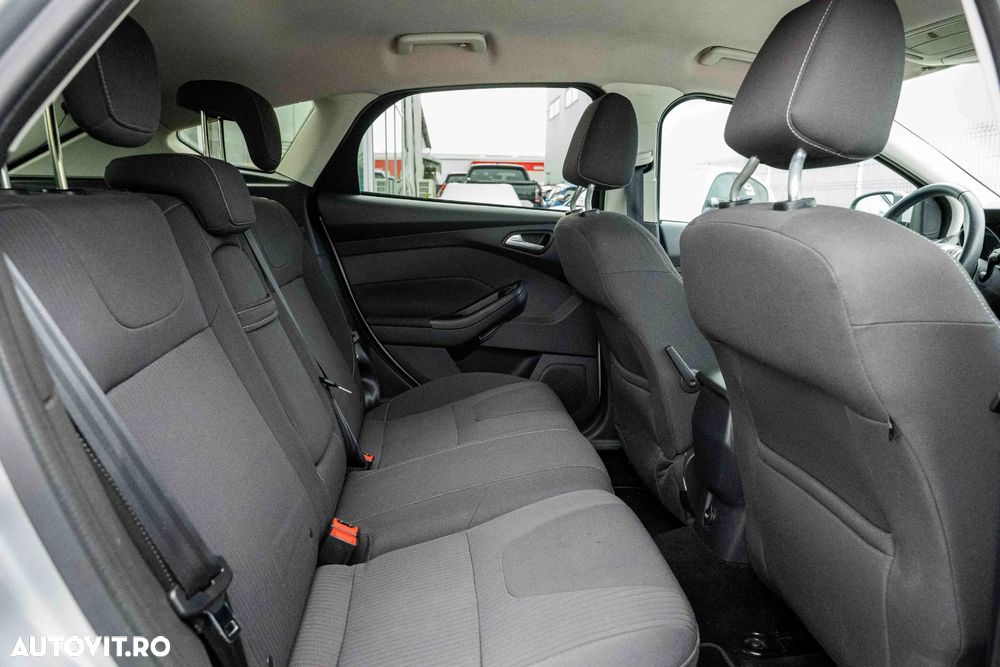 Ford Focus 1.6 EcoBoost Start Stop Titanium - 10