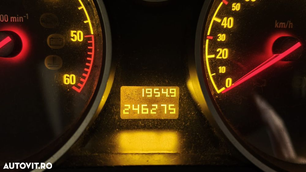 Opel Astra 1.9 CDTI Enjoy - 6