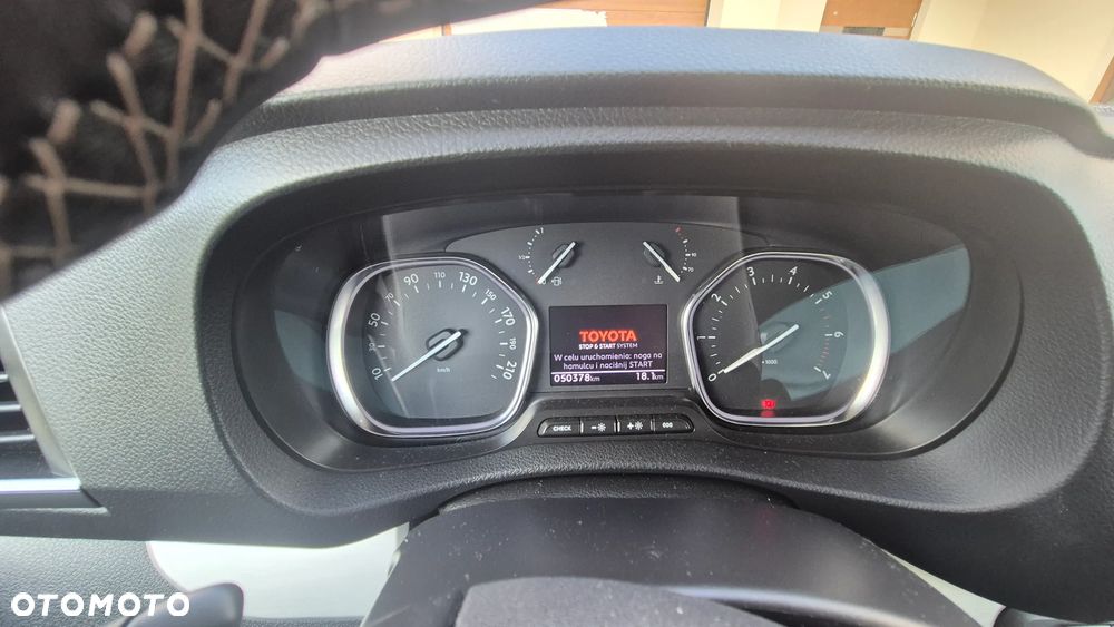 Toyota Proace Verso - 12