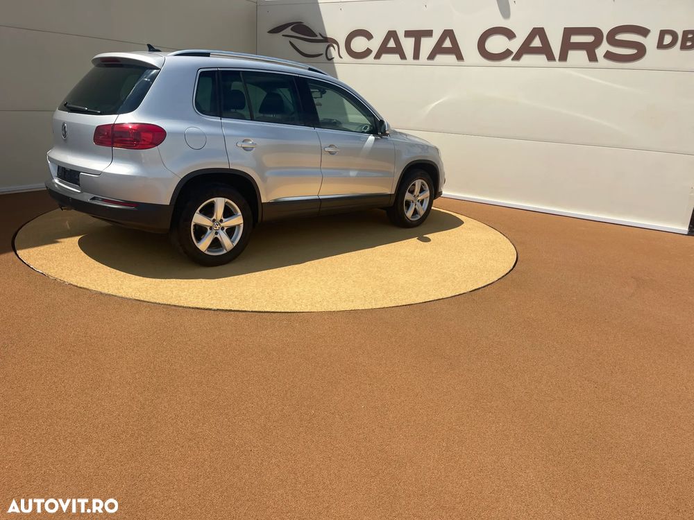 Volkswagen Tiguan 2.0 TDI DPF 4Motion BlueMotion Technology Cup Sport & Style - 16