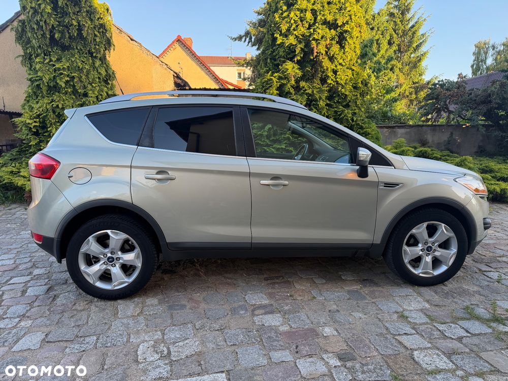 Ford Kuga 2.0 TDCi 4x4 Titanium - 9