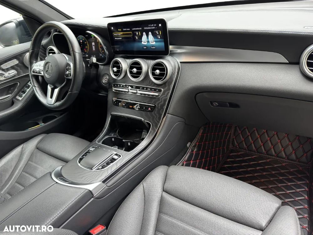 Mercedes-Benz GLC 300 e 4MATIC - 13