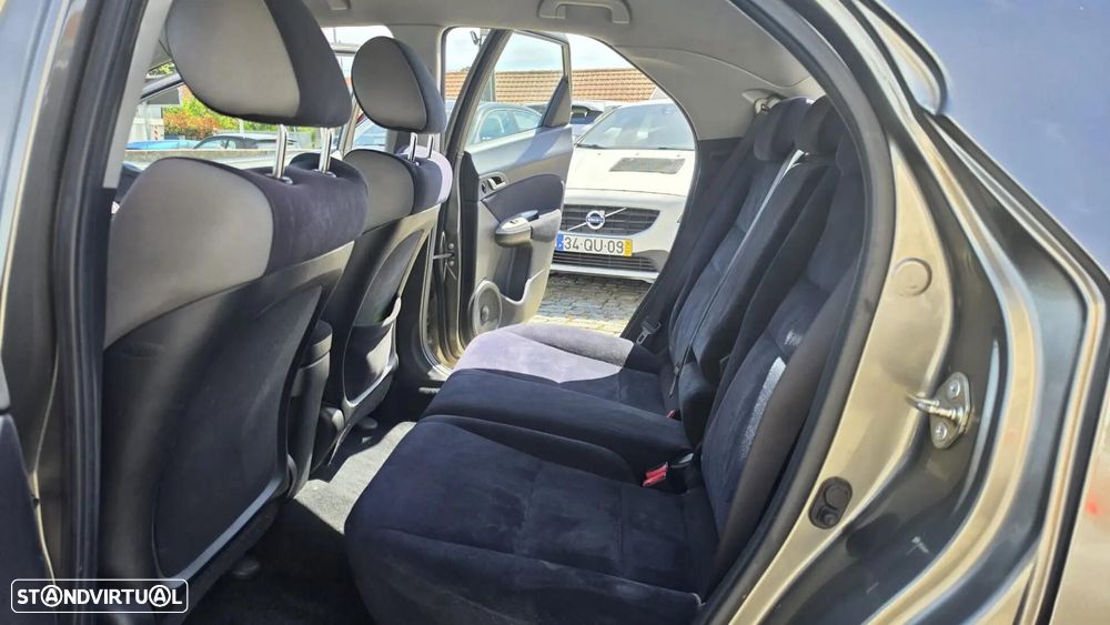 Honda Civic 1.4 Comfort - 16