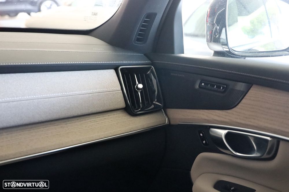 Volvo XC 90 2.0 T8 PHEV Plus Bright AWD - 29