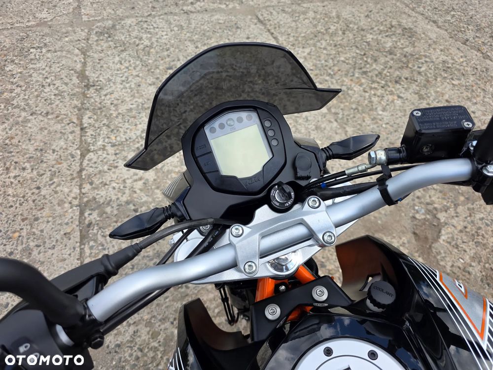 KTM Duke 390 - 23