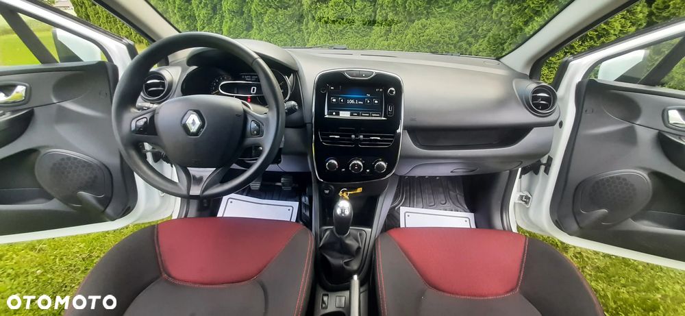 Renault Clio - 33