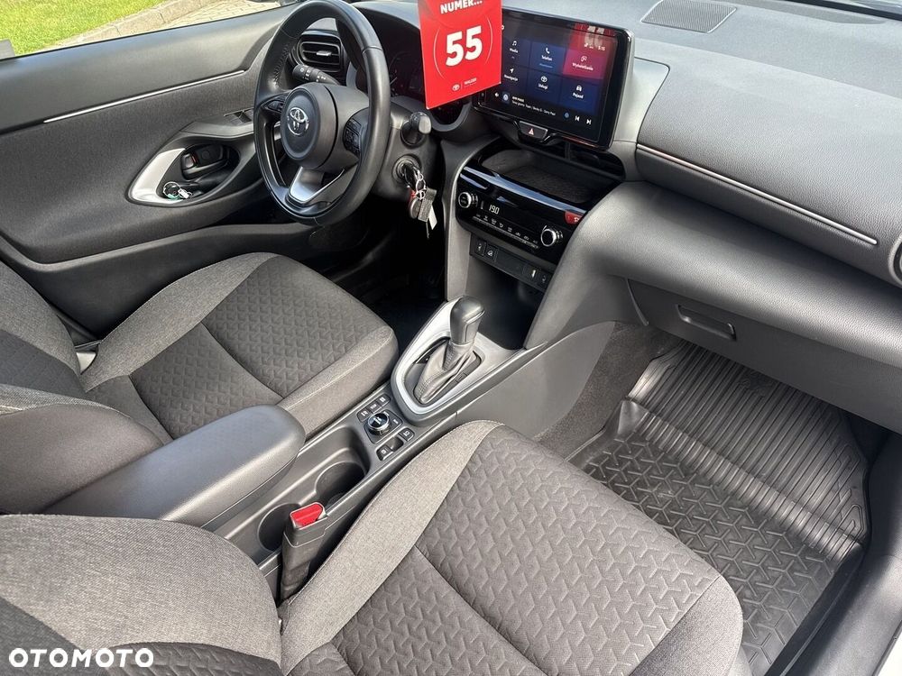 Toyota Yaris Cross Hybrid 1.5 Comfort 4x4 - 9