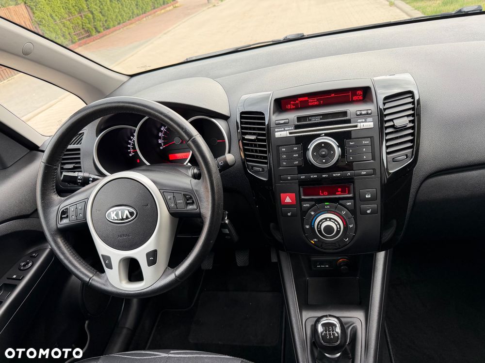Kia Venga 1.6 CVVT Titanium Collection - 22