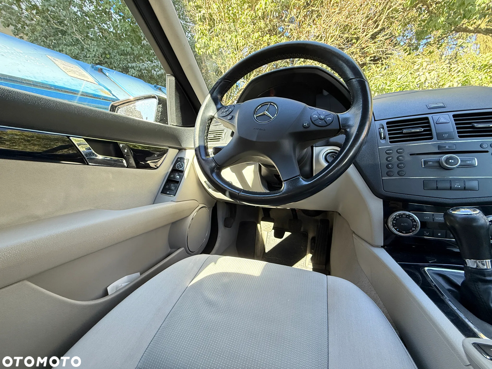 Mercedes-Benz Klasa C 180 K BlueEff Classic - 18