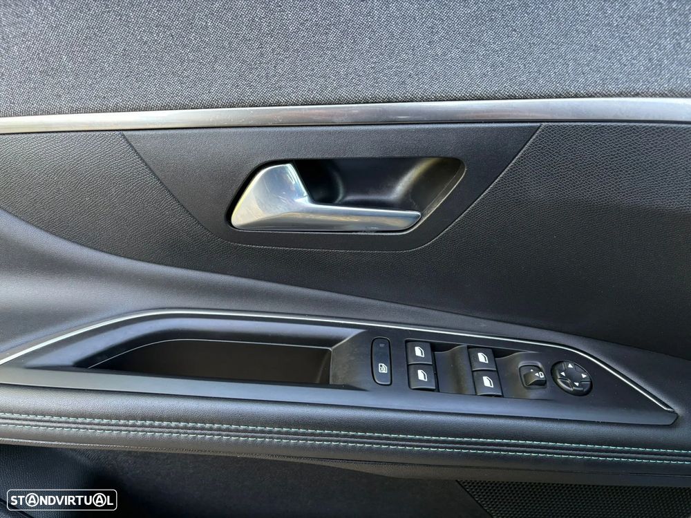 Peugeot 3008 BlueHDi 130 Stop & Start EAT8 Allure - 18