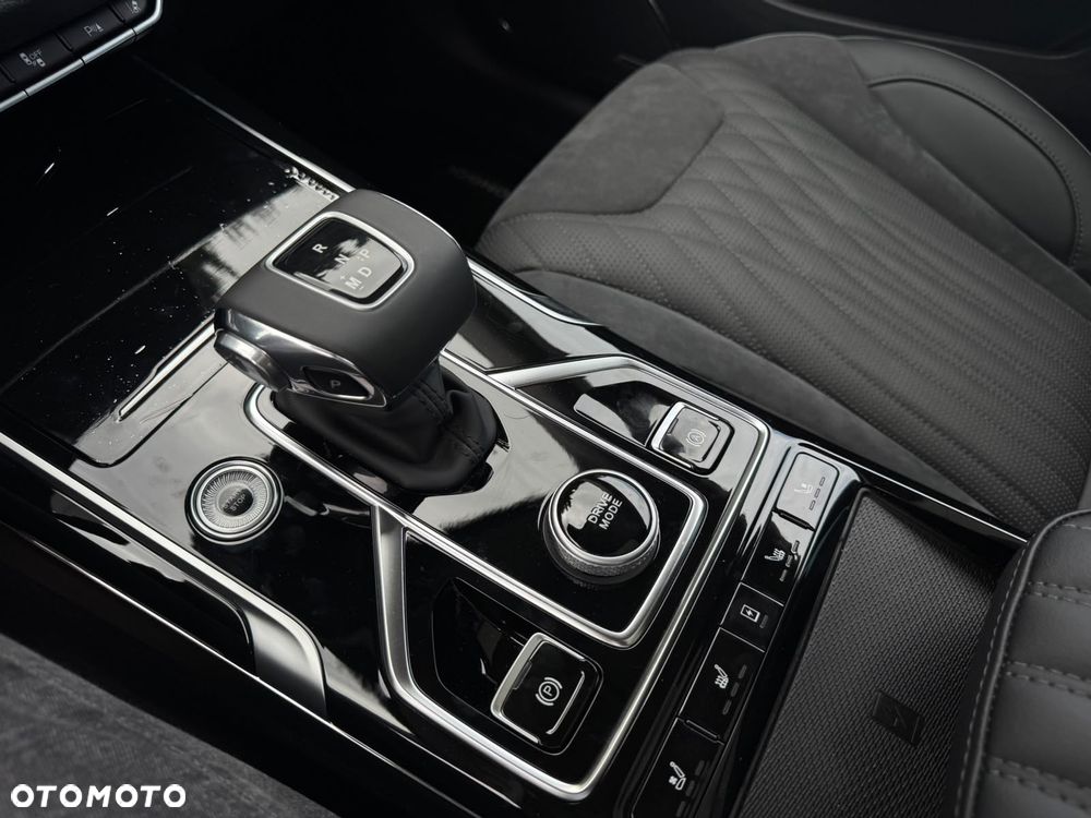 Hongqi HS5 2.0T AWD - 20