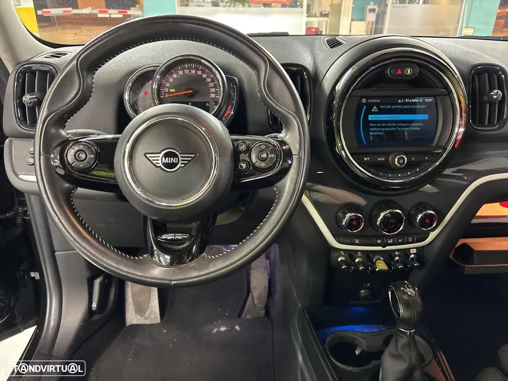 MINI Countryman Cooper SE ALL4 Auto - 11