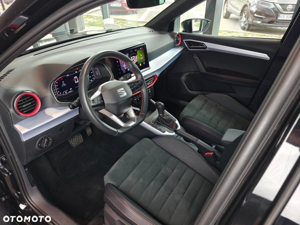 Seat Arona - 13