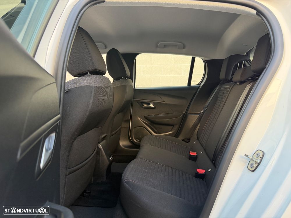 Peugeot e-208 Active Pack - 25