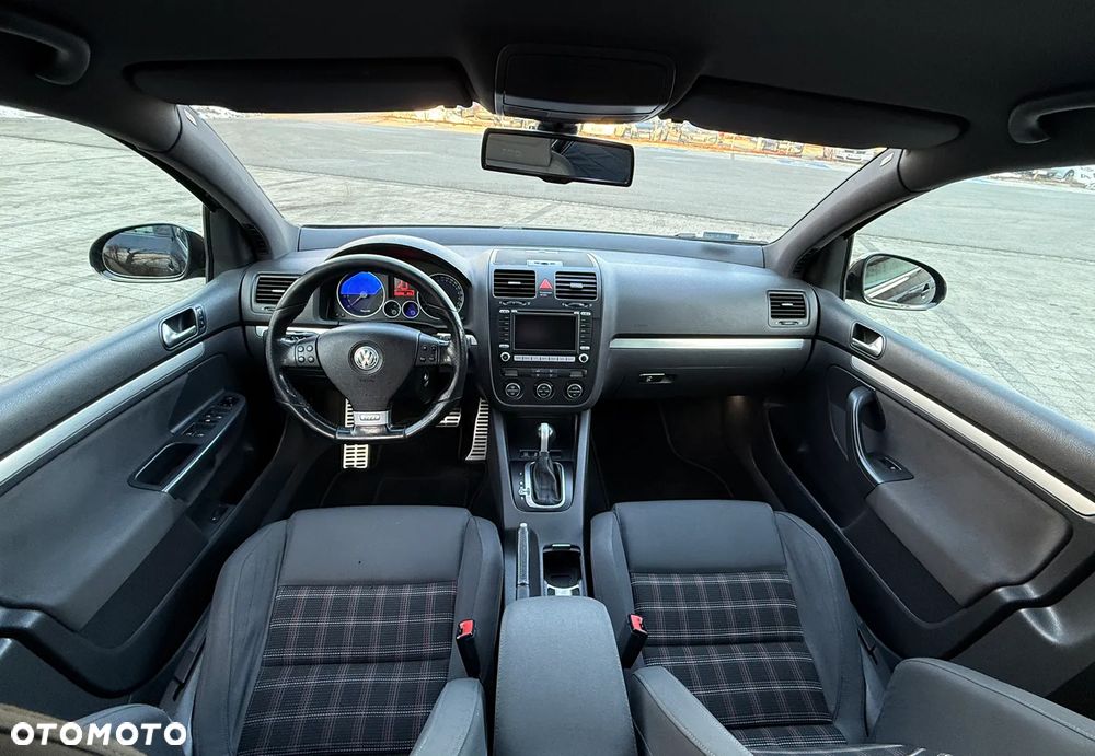 Volkswagen Golf 2.0 GTI DSG - 15