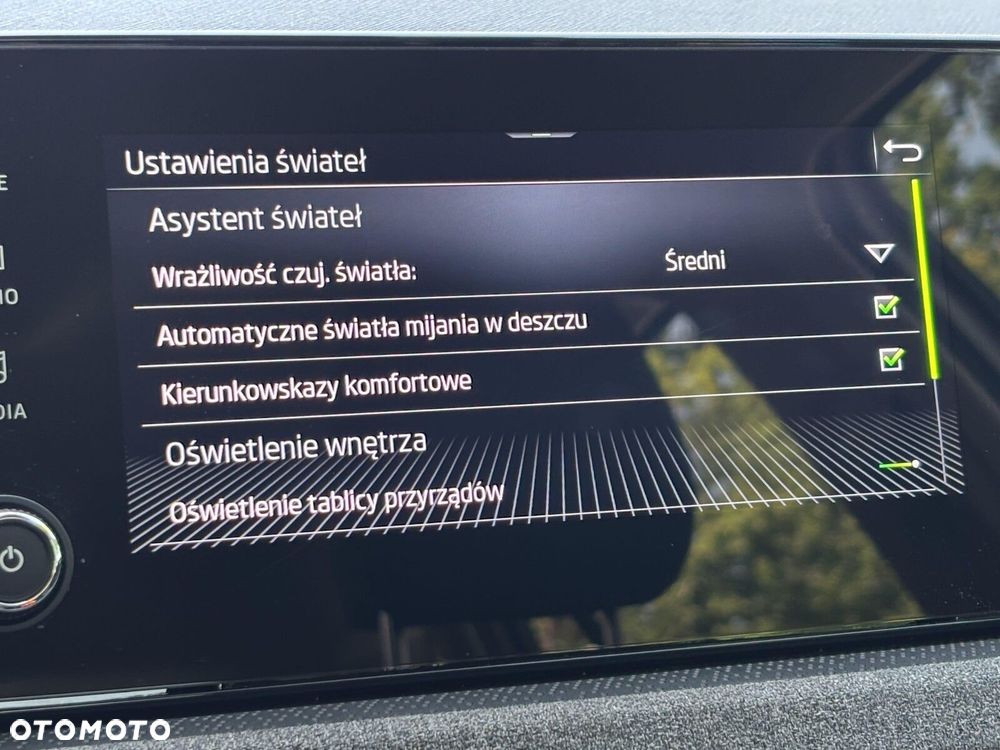 Skoda Kamiq 1.0 TSI Selection DSG - 32