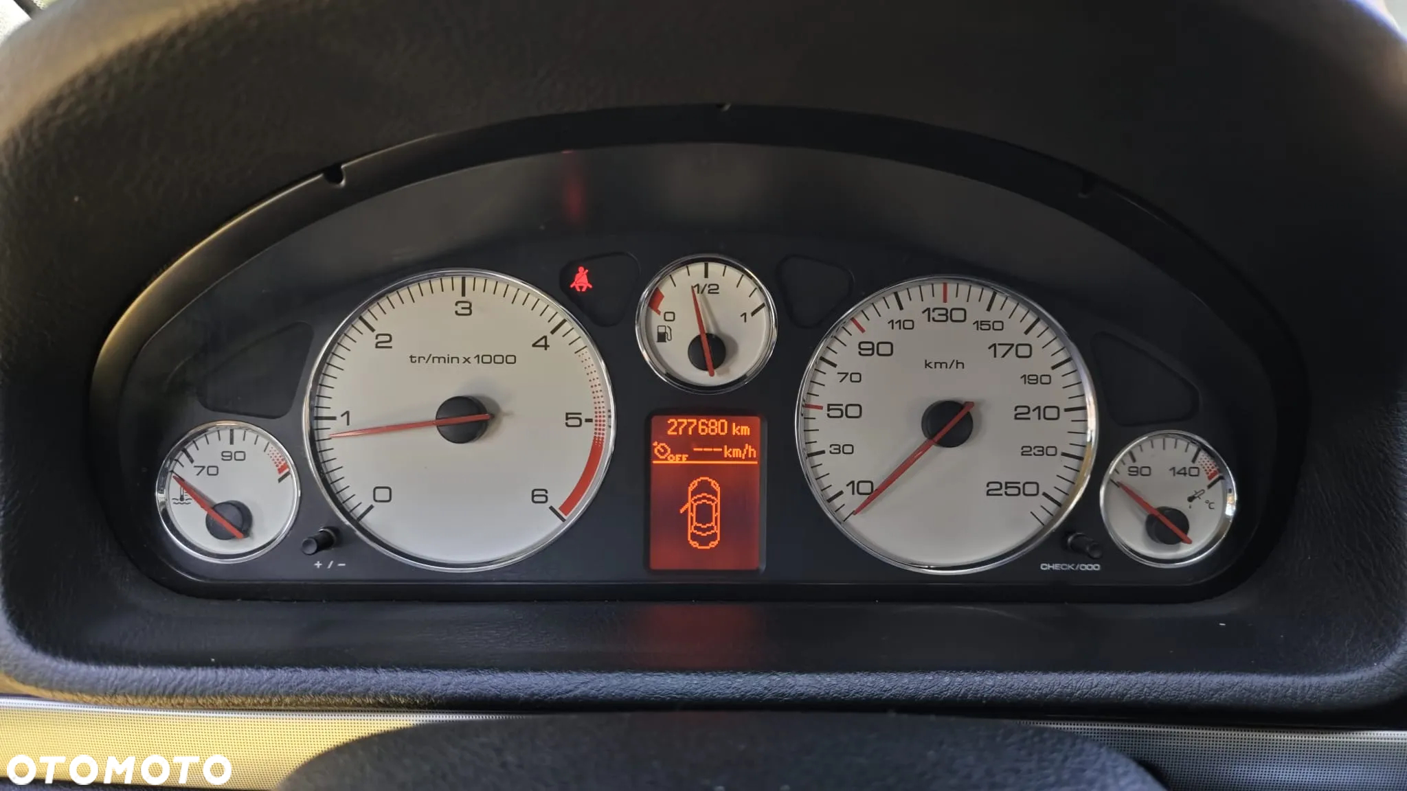 Peugeot 407 1.6 HDi Presence - 9