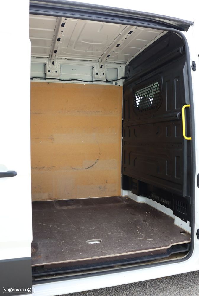 VW Crafter 2.0TDi ExtraLonga C/Iva Incluído - 14