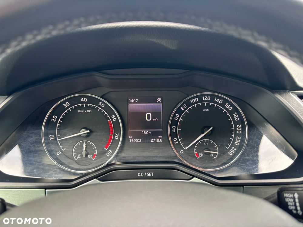 Skoda Superb 1.4 TSI ACT Ambition DSG - 4