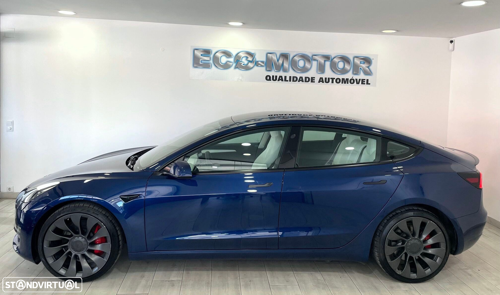 Tesla Model 3 - 13