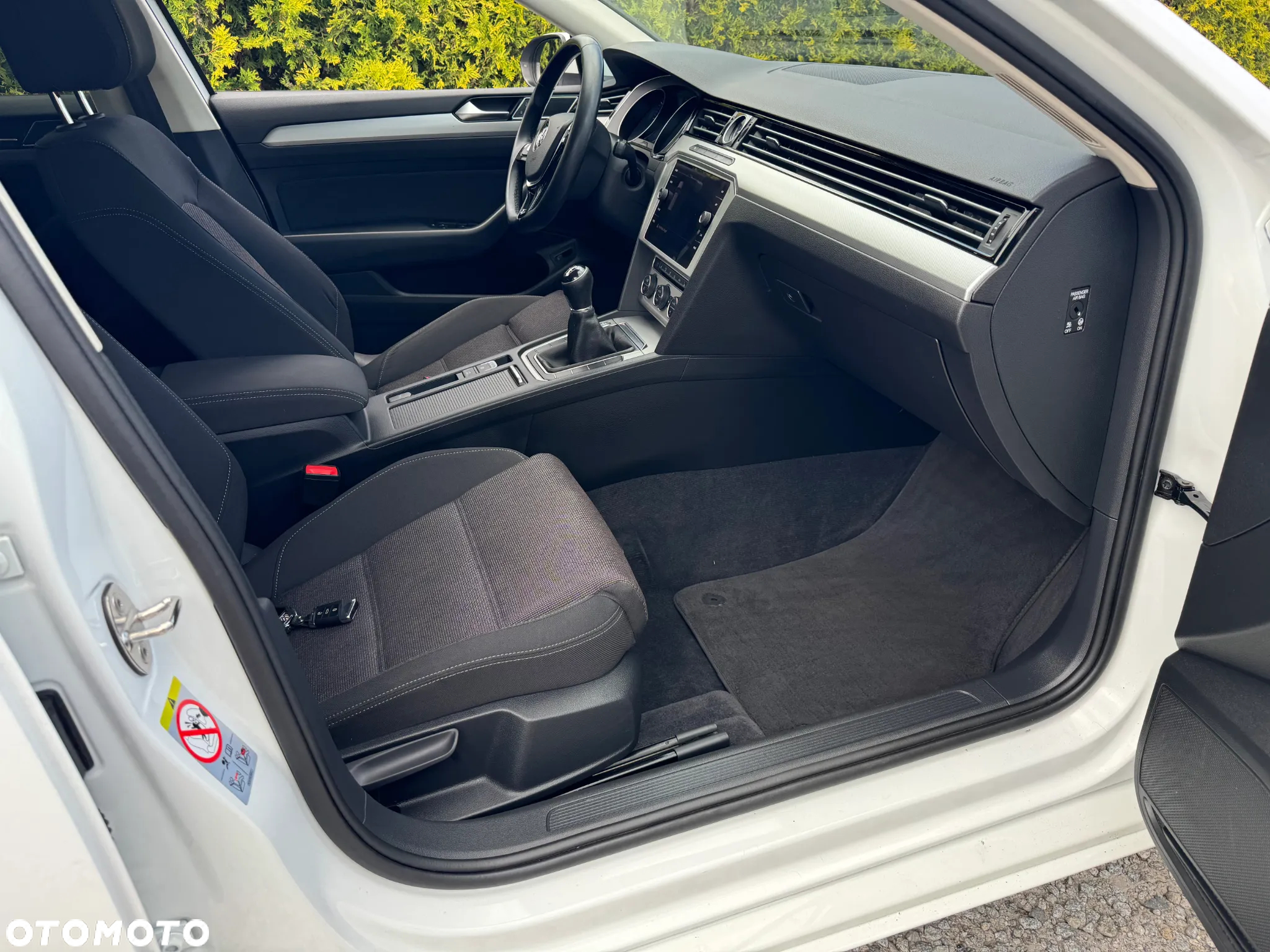 Volkswagen Passat 2.0 TDI BMT Comfortline - 19