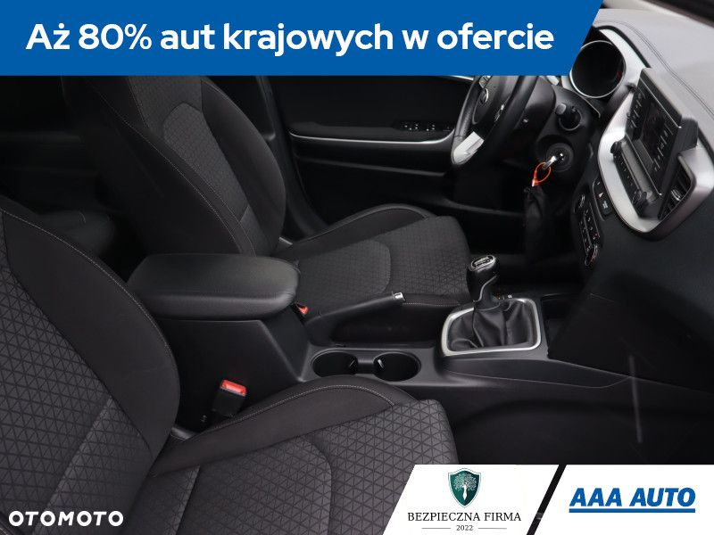 Kia Ceed - 10