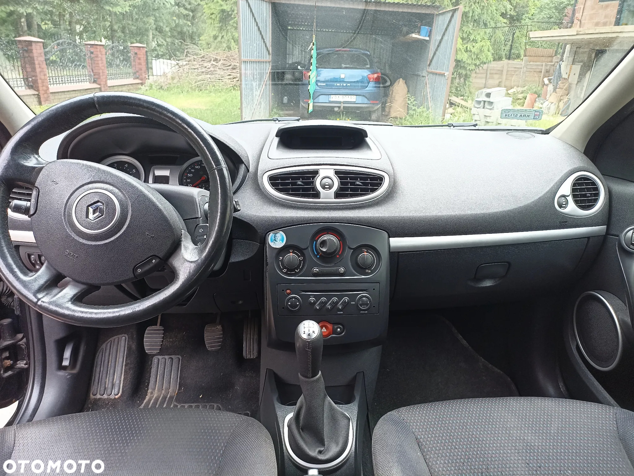 Renault Clio - 12